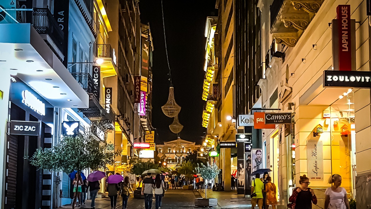 花垣新酒吧資訊，探索城市夜生活的熱門場(chǎng)所，感受時(shí)尚酒吧文化