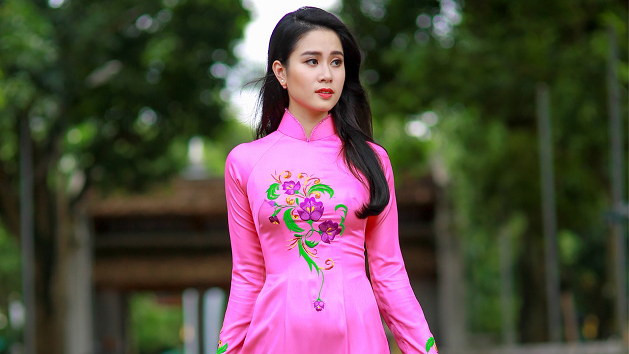 悍妃田園香，權(quán)謀與田園生活的交織最新章節(jié)